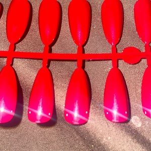 $3/10pcs red no glue press on nails